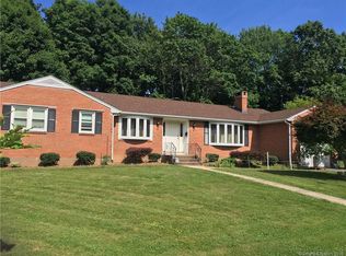 74 Lorelei Cir, Middletown, CT 06457