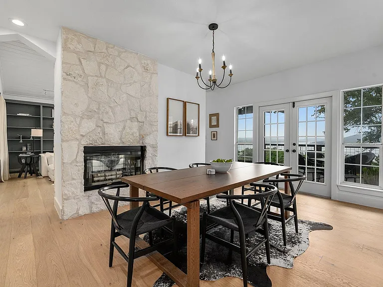 5224 McCormick Mountain Dr — Photo 25