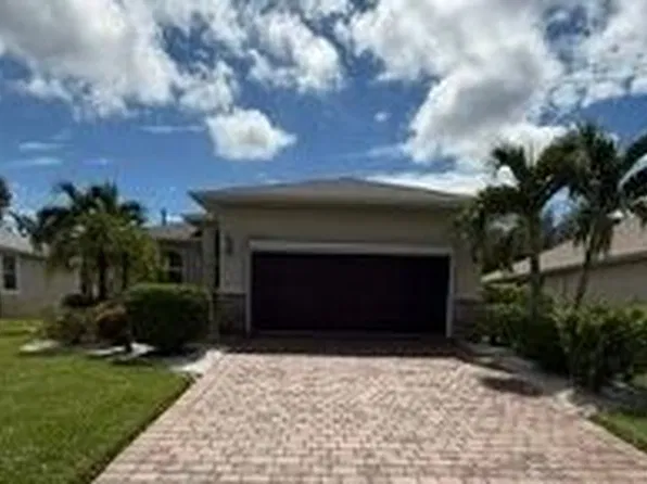 24516 Rio Villa Lakes Cir, Punta Gorda, FL 33950