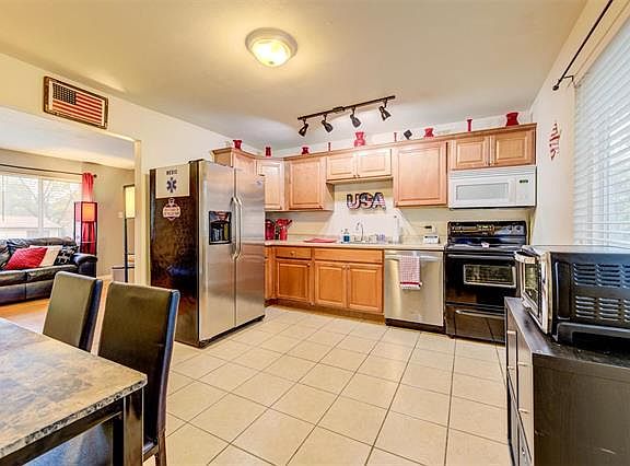 5th image of 4315 Treadway Ln