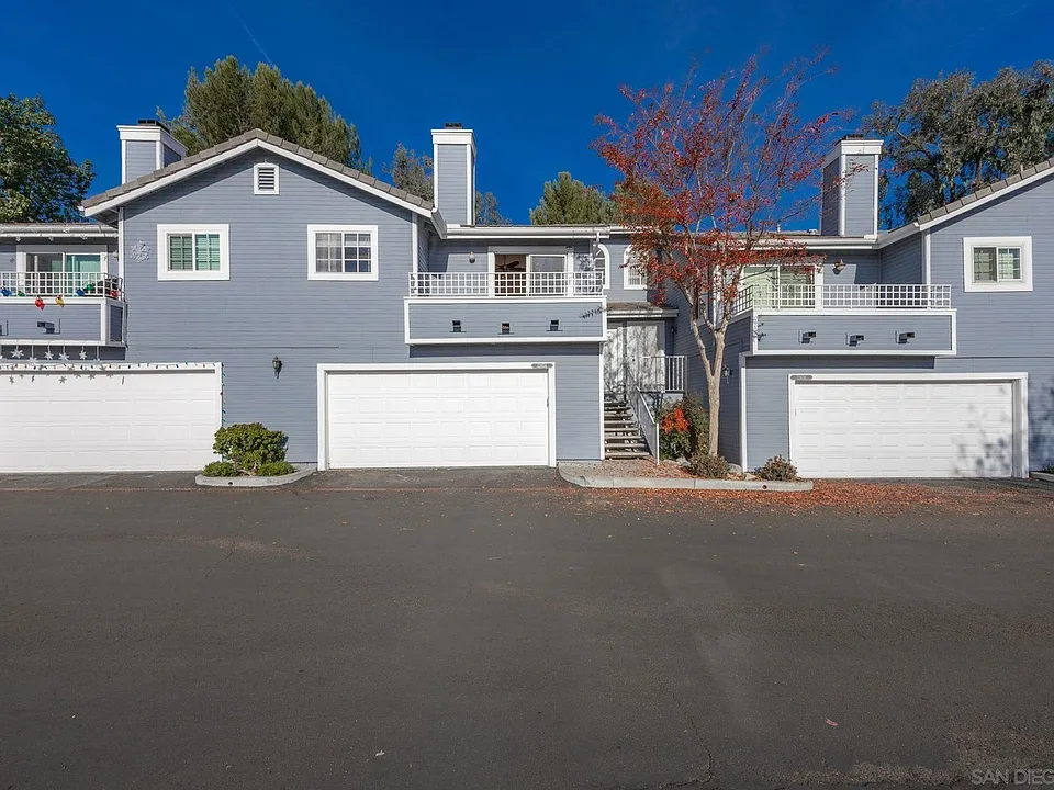 12854 Carriage Heights Way
