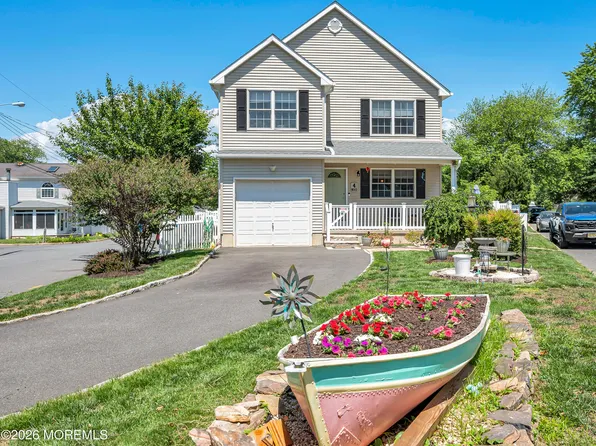 4 Wood Avenue, Middletown, NJ 07758