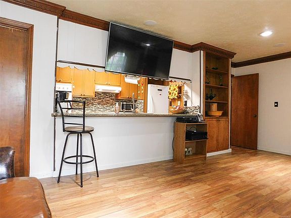 4th image of 2919 Baldwin Brook Dr