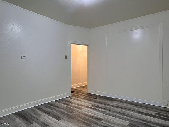 4th image of 60 N 12th St