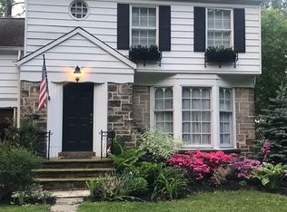 2764 Berkshire Rd, Cleveland Heights, OH