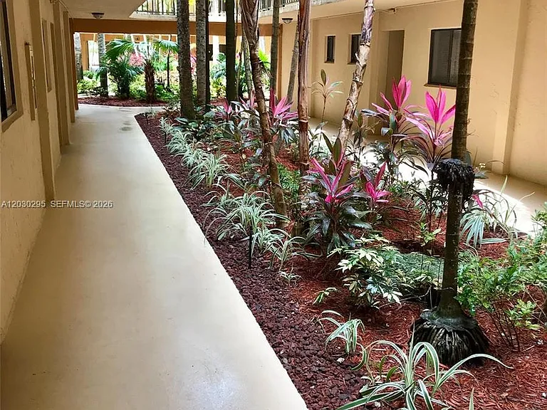 8015 SW 107th Ave #120 — Photo 5