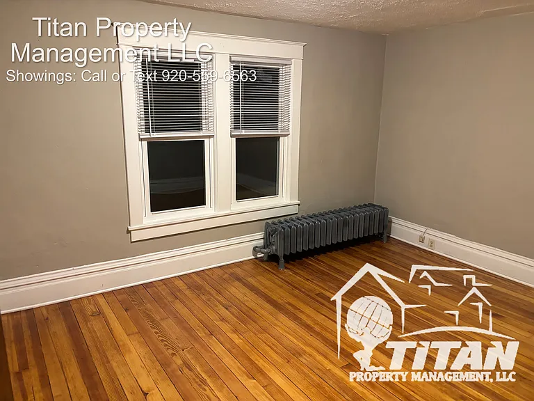 1012 Columbus St #C — Photo 4
