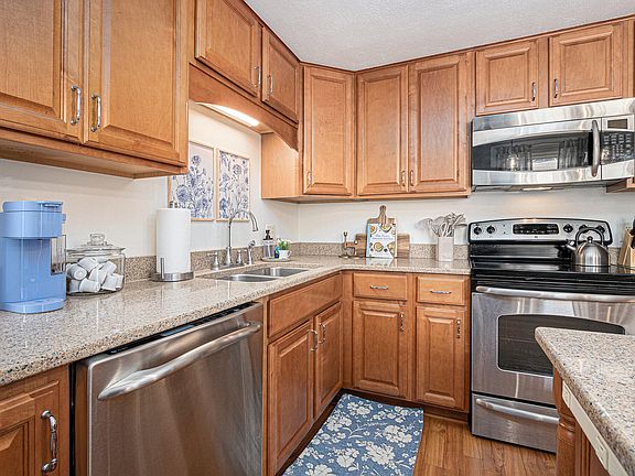 2nd image of 54348 Twin Lakes Rd