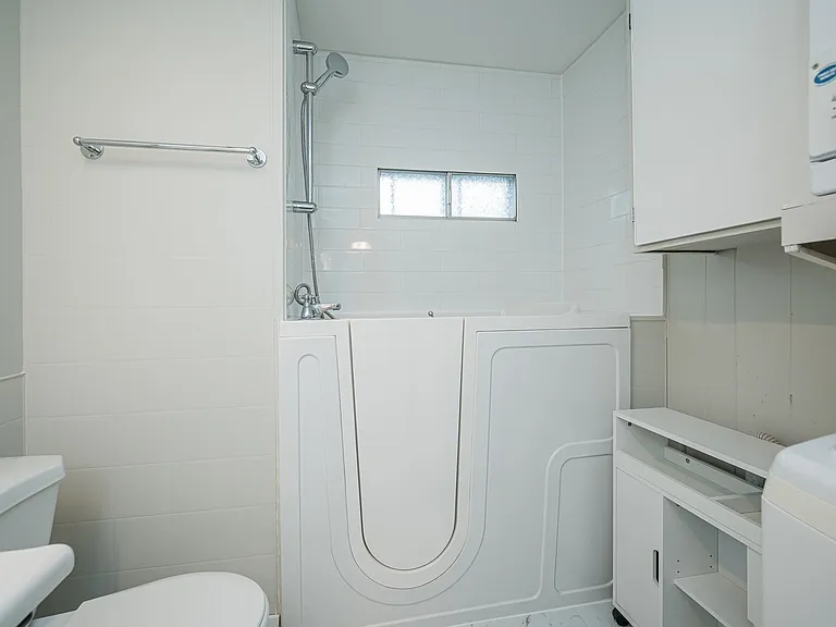 24330 Fraser Hwy #61 — Photo 20