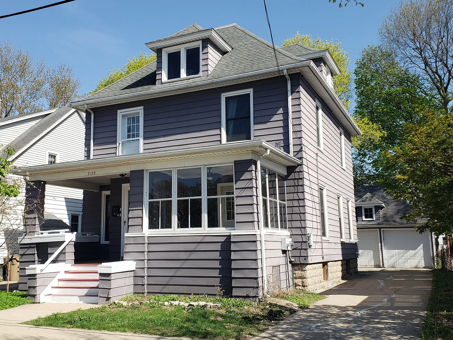 2 bed, 880 sqft, $1,695 — Photo 1