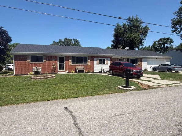 1470 Plantation Dr, Marion, OH 43302