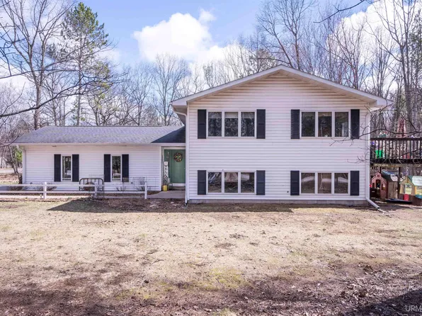 8998 Minnewasca Q Road, Gladstone, MI 49837