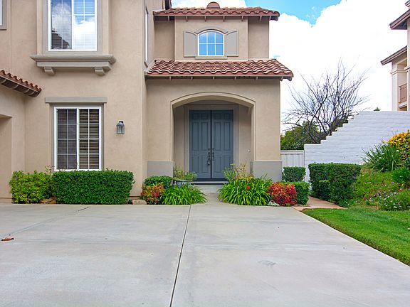 4th image of 2419 Timber Creek Ln