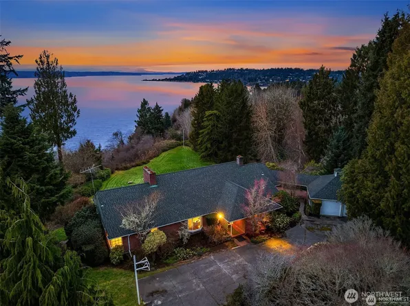 727 SW 199th Place, Normandy Park, WA 98166