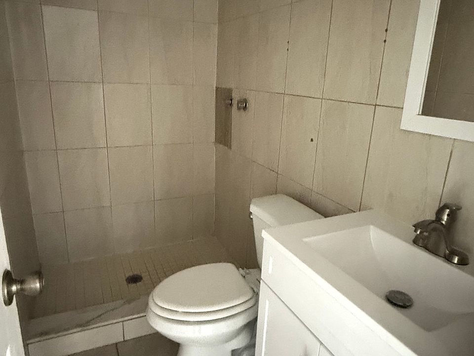 1st image of 6021 Mornay Dr