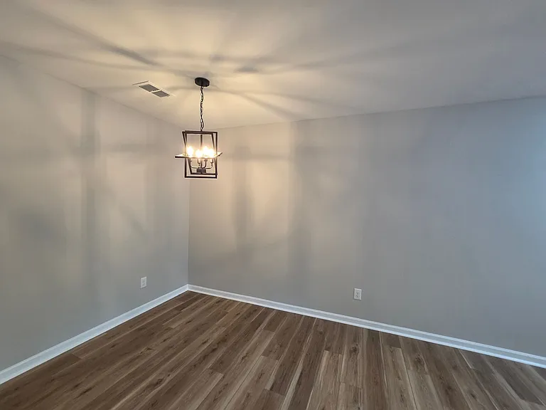 109 Delargy Cir — Photo 4