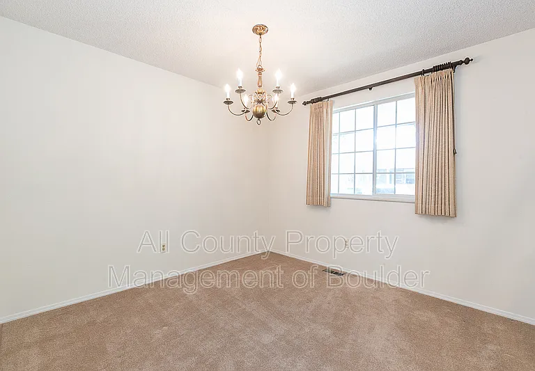 3839 Paseo Del Prado — Photo 8