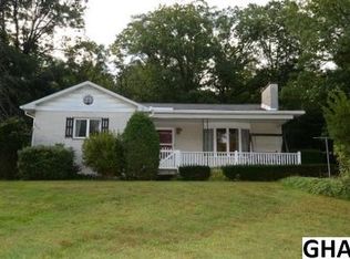 1285 Piketown Rd, Harrisburg, PA 17112