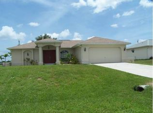 614 SE 1st St, Cape Coral, FL 33990