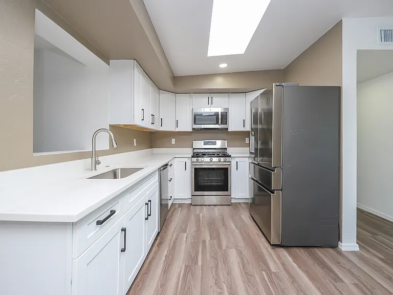 1132 S Eli Dr — Photo 1