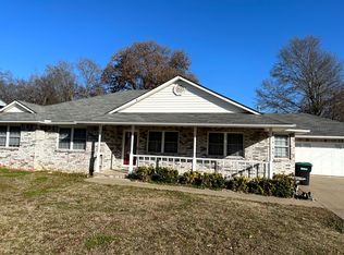 1109 Chase Ave, Tahlequah, OK 74464