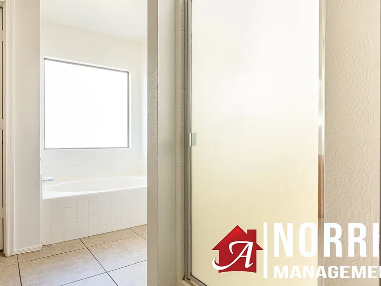 1632 E Cardinal Dr — Photo 24