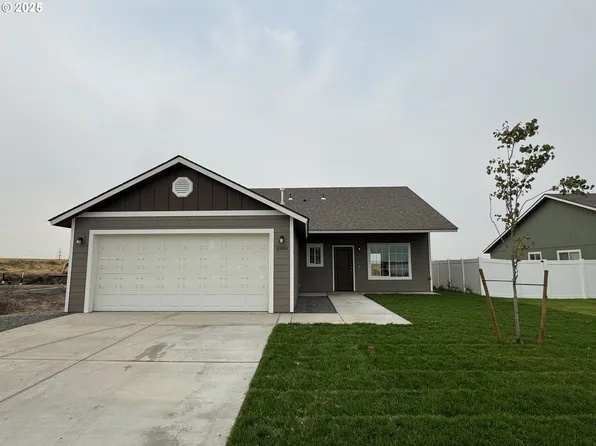 3380 High Desert Loop, Umatilla, OR 97882