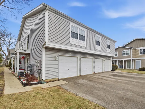 1332 Alpine Ct #1332, Wheeling, IL 60090