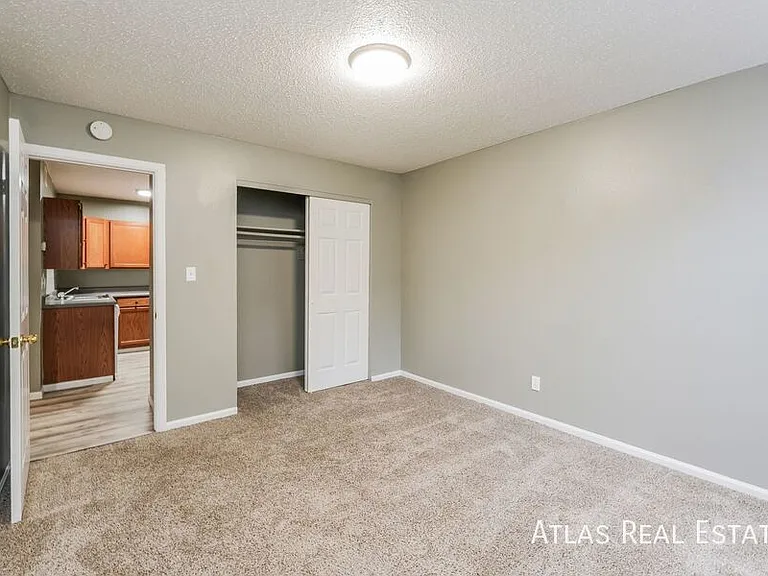 2610/2614 E Fountain Boulevard — Photo 31