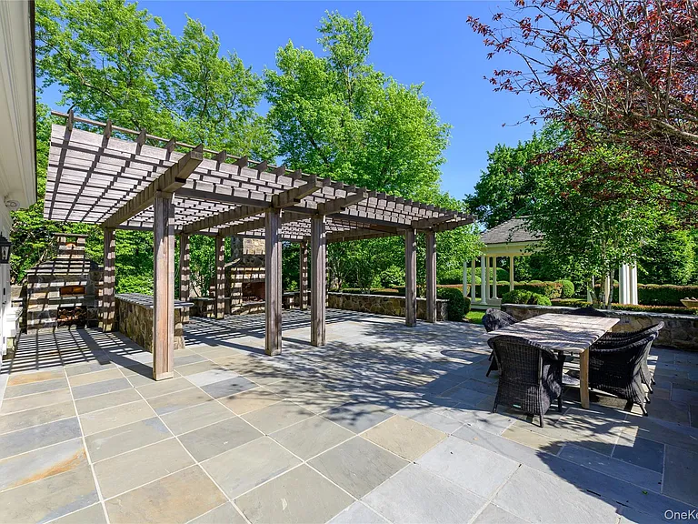 270 Guard Hill Rd — Photo 25
