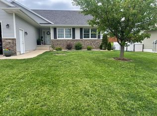 527 Ridgeview Dr, Atkins, IA 52206
