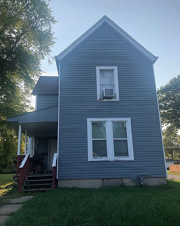 1st image of 2272 N Lasalle St