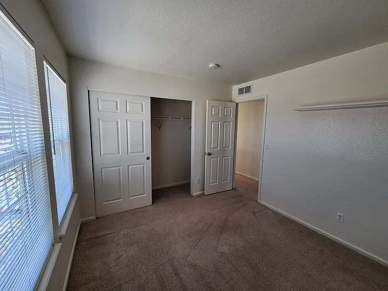 5545 N Jebel Ct — Photo 37