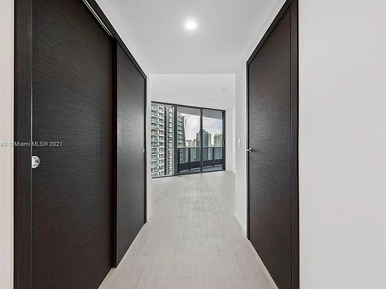 Brickell Plz — Photo 13