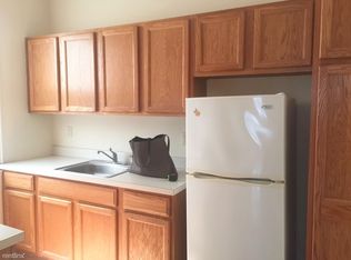 111 Plandome Rd, Manhasset, NY 11030