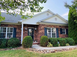 504 Barnsdale Ridge Rd, Kernersville, NC 27284