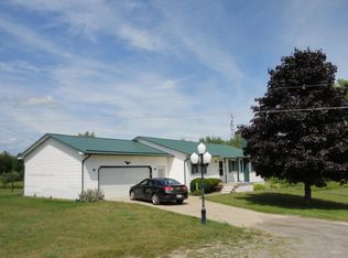 1895 Phelps Lake Rd, Mayville, MI 48744