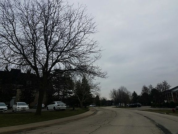 4th image of 5201 Carriageway Dr #P2