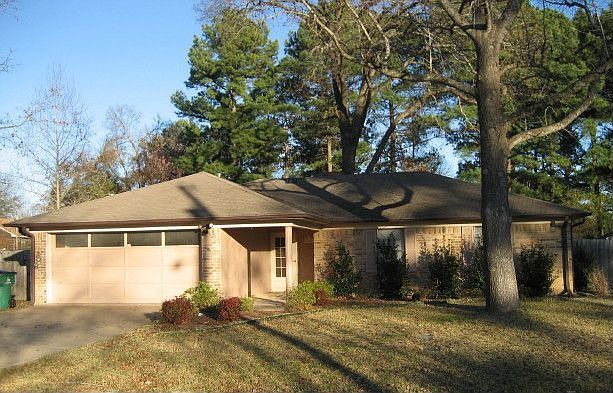 1st image of 16441 Echo Glen Dr