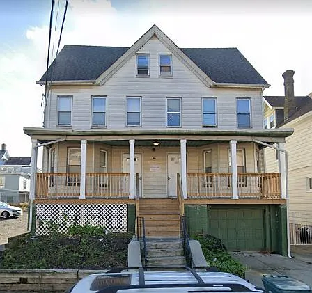 129-131 Market St #12