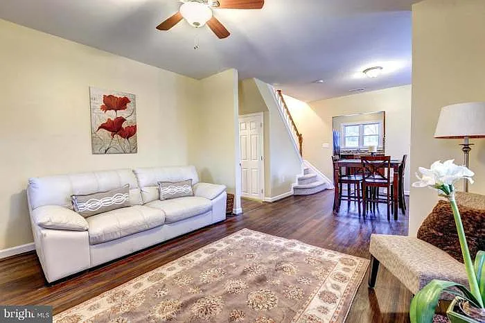 2305 Hamilton Ave — Photo 15