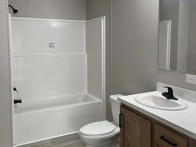 Silverstone Manufactured Home Community — Photo 26