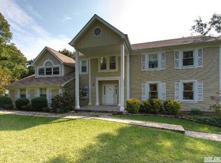 6 Stone Ridge Ct, Setauket, NY 11733