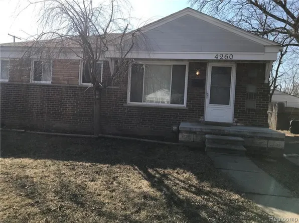 4260 Adams Cir, Wayne, MI 48184