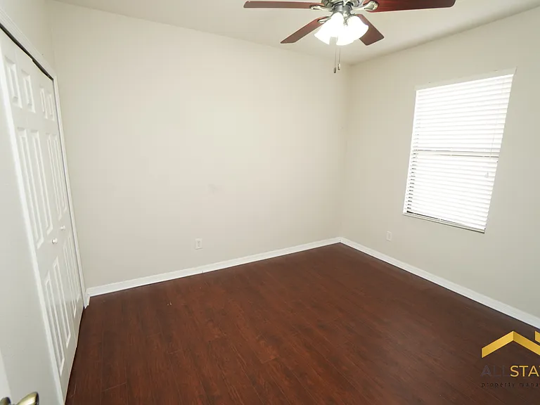 401 Savannah Preserve Loop — Photo 15