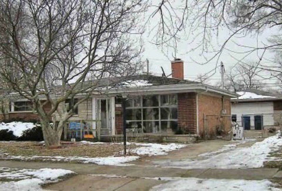 2nd image of 1359 Stanley Blvd