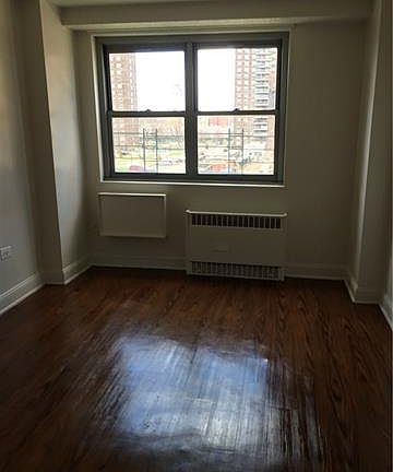 4th image of 875 Boynton Ave APT 4L