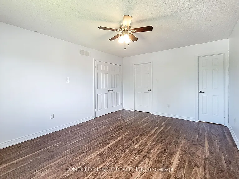 4559 Street Volodymyr Cres — Photo 32