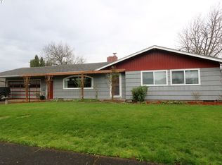 102 Woodlane Dr, Springfield, OR 97477