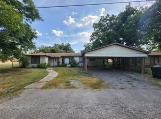 803 N Oneal St, Caldwell, TX 77836